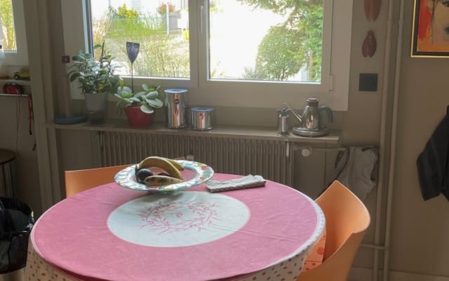 La Galerie guest room