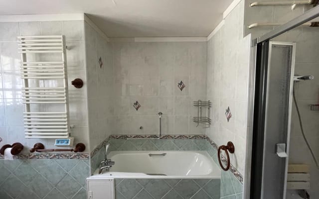 large house very well located in Gujan Mestras la hume