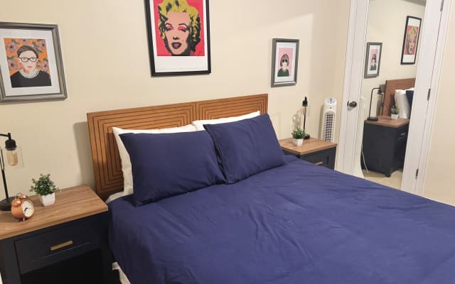 Elegante y céntrico refugio de 2 DORM | LGBTQ+ Friendly