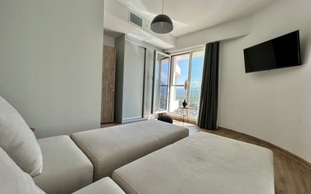MERDZ Spa & Fitness Sky Apartments