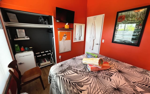 Vêtements facultatifs Maison de villégiature Chambre d'hôtes