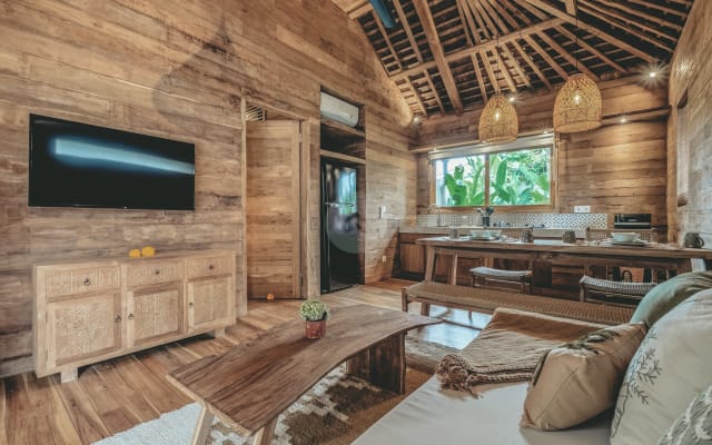 KAJU I Boutique Balinese Cabins