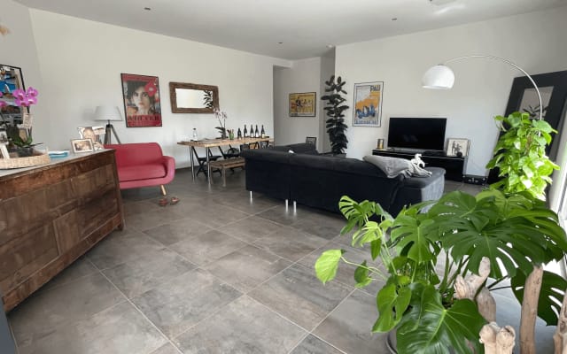 Charmante Maison au cœur des vignes du Pic St-Loup : Chambre numéro un