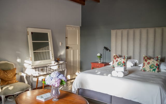 Oregano room with a private hot tub