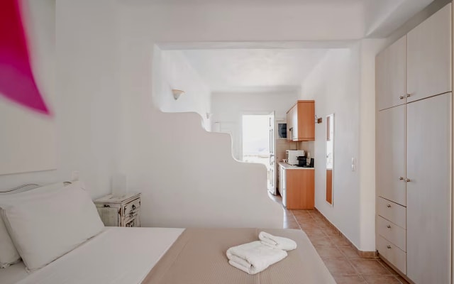 Mykonos Sea View Studio for 2 in Panormos Bay - Picture 7