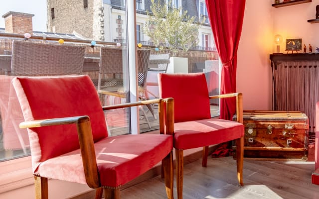 Chambre d'Amis with terrace (Chambres d'Hôtes/B&B/Guest House)