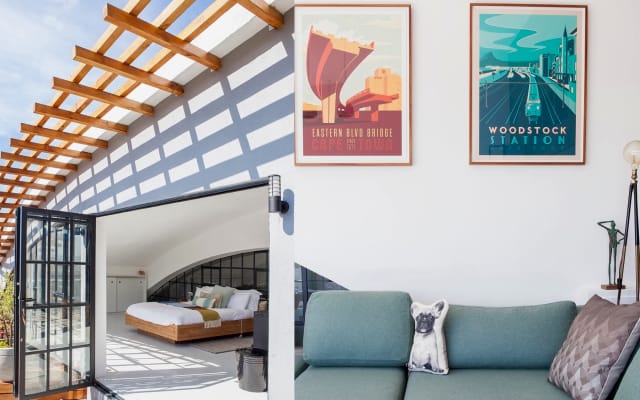 Spacious city loft with large terrace - Picture 8