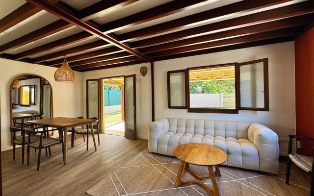 House with Creole charm - Private access to the beach - Villa Bourbon...