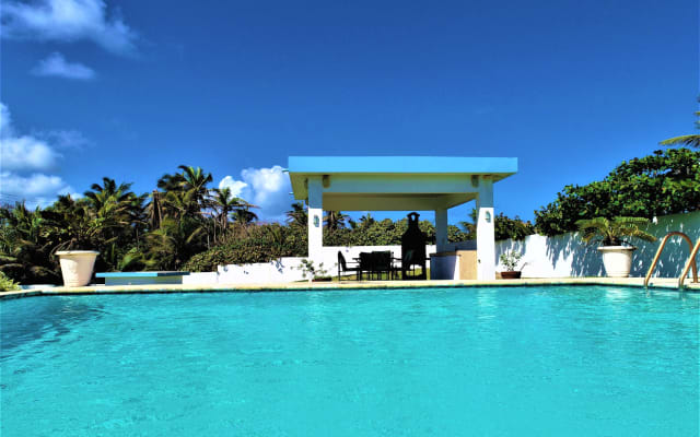Coastal Villa · Saltwater Pool & Ocean Views
