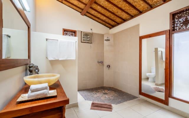 Villa Palm Kuning - Uma bela villa com dois quartos e piscina privada. - Foto 12