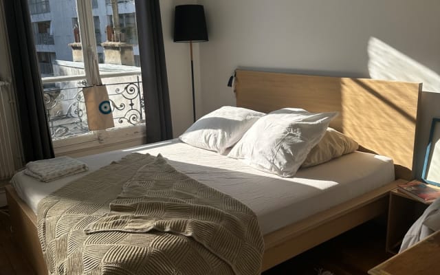 Cozy flat in Montmartre