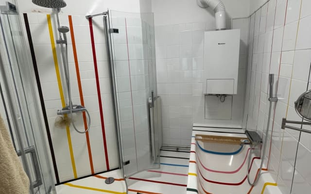 Großes gemütliches privates Zimmer in großer Wohnung - Foto 14