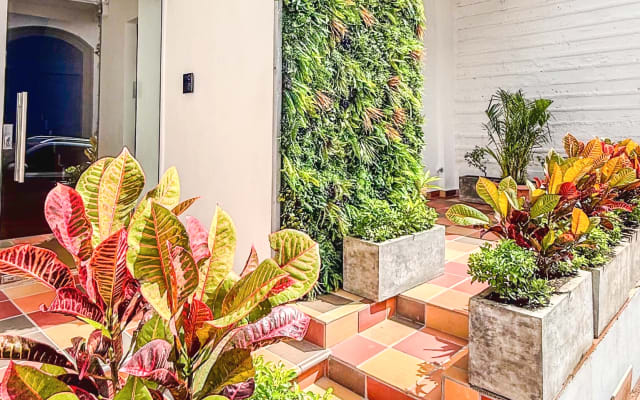 Retiro Casco Moonlit Terrace. 1 minuto para Rooftops e vida nocturna LGBTQ+ - Foto 11