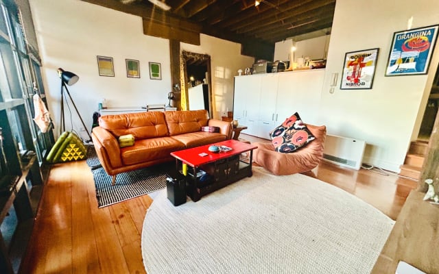 New York style warehouse conversion open living space in Chippendale  - Picture 4