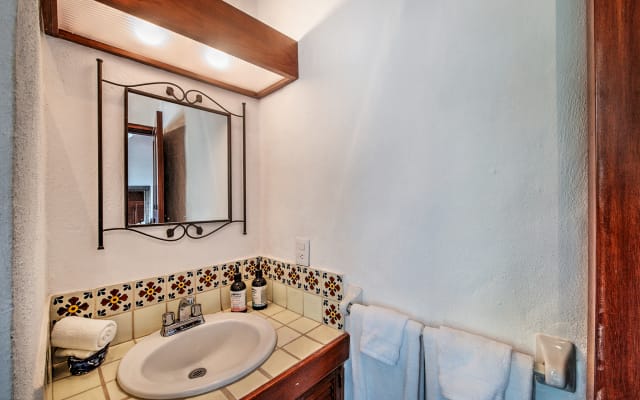 Franks Inserat auf misterb&b - Bedroom 2 - Ensuite Bath
