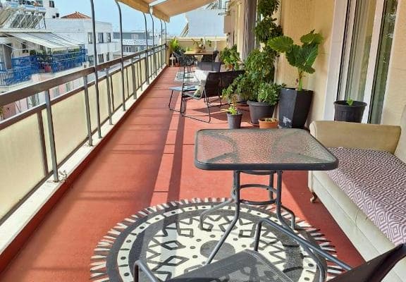Penthouse with nice terrace (Clothing Optional) - Picture 12