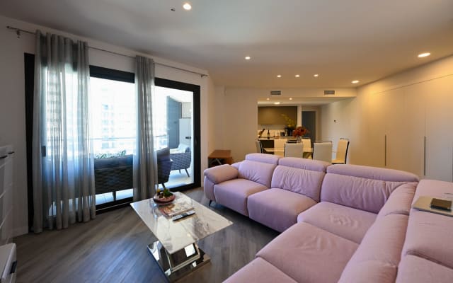 PRÄCHTIGE WOHNUNG IN EXKLUSIVER LAGE