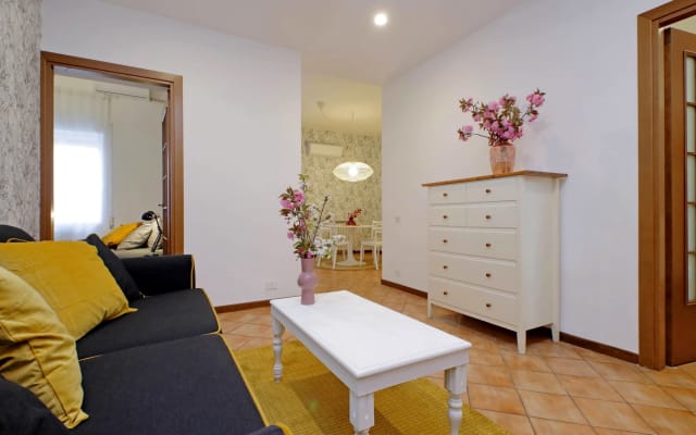 Giovanni's listing on misterb&b - sofa bed place