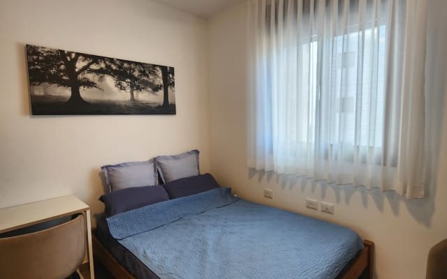 Elisha's listing on misterb&b - Bedroom