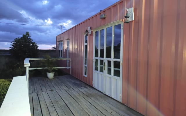 Theredcontainer