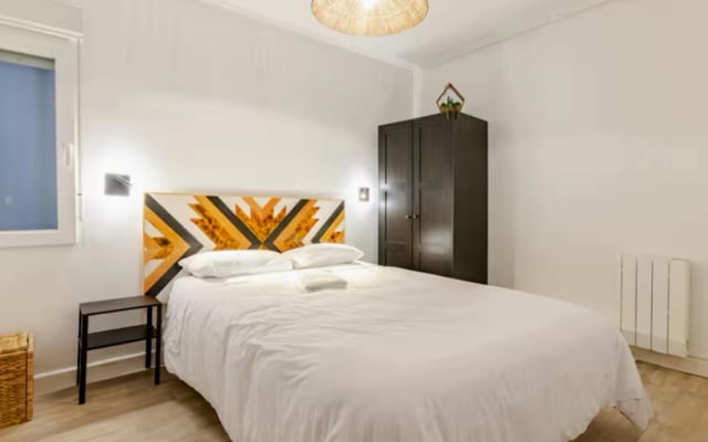 Apartment in Bilbao la Vieja. A few steps from Balcón de la Lola. - Picture 3