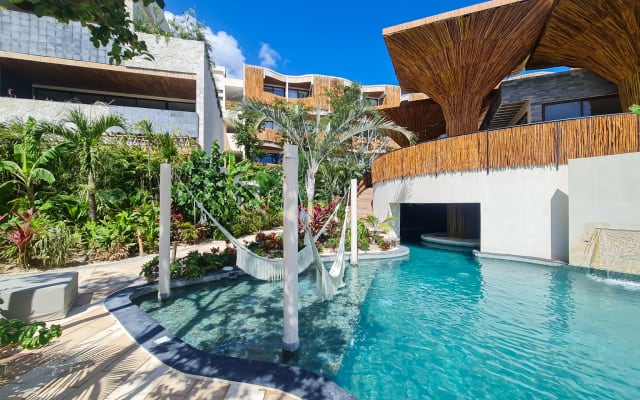 Amazing Luxury StudioJungle Enviroment with cenote