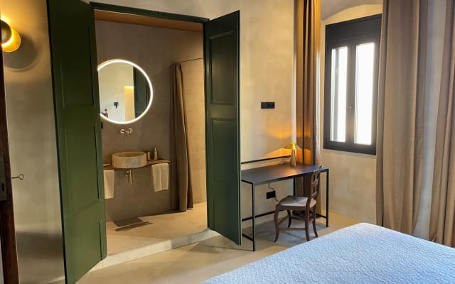 Nuevo y elegante hotel boutique: Habitación King con vistas al jardín...