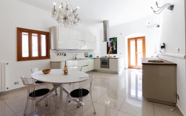 Peaceful Stay for 3 – Full Apartment with Balcony