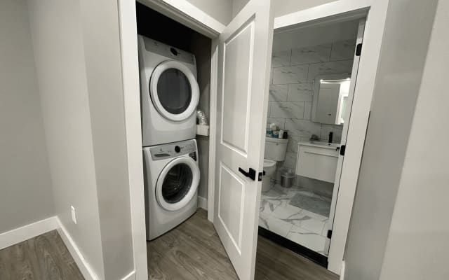 Spazioso appartamento con 1 camera da letto appena rinnovato con palestra - Foto 6