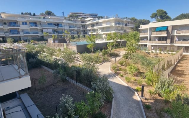 apartment in luxury residence very close to the beach - - Picture 9
