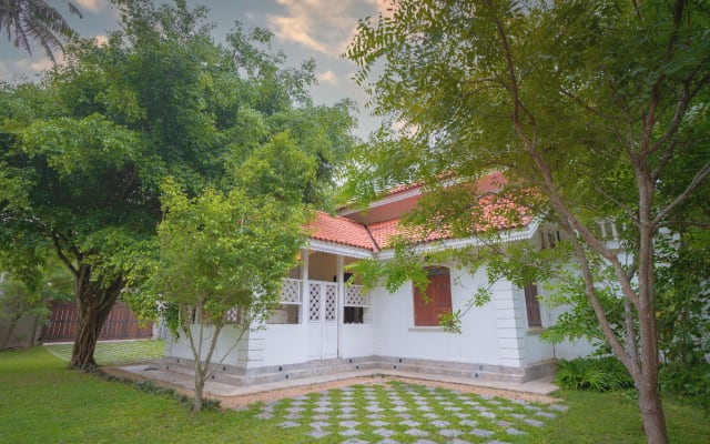 LGBTQ+ friendly Colombo home with pool & antique charm.