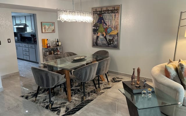 Beautiful renovated private room and bathroom in Palm Springs.  - Picture 16