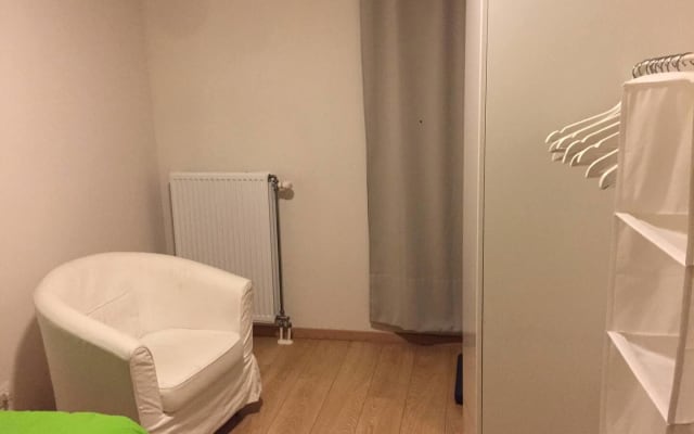 Corazón de Bruselas - habitación individual con baño privado y balcón