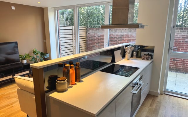 Himanshu's listing on misterb&b - Kitchen