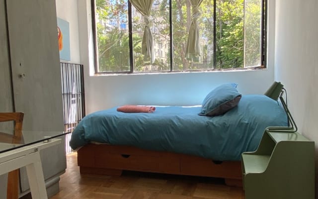 Habitación privada a pasos de Paseo Bulnes y La Moneda