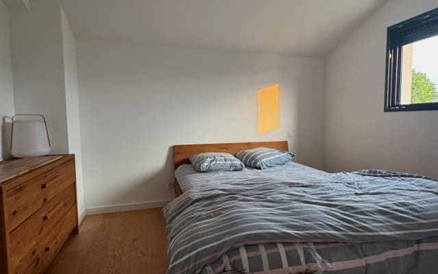 Chambre double + SBD privées tout confort chez l’habitant :)