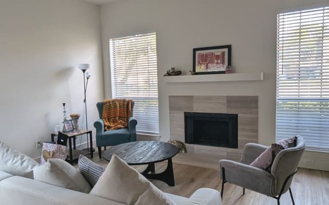 Quartier sûr + Chambre et salle de bain privées avec vue