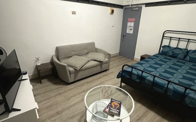 Studio au milieu de l'ouragan