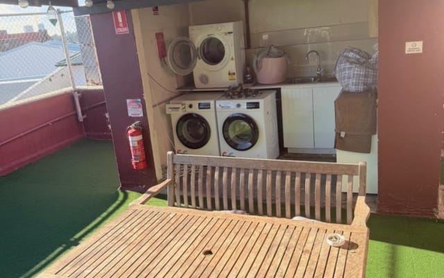 Studio in the middle of the hurricane - Picture 11