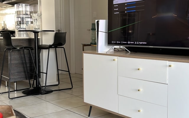 Bonito apartamento de lujo en una urbanización segura.