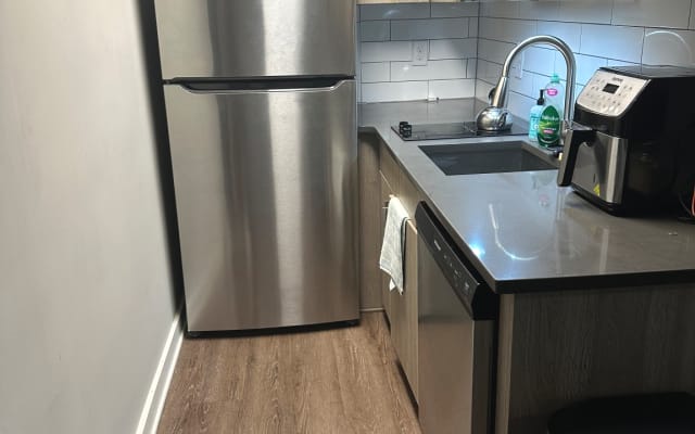 Production Pad ATL-Cozy, local, clean 1 bedroom ******** THH