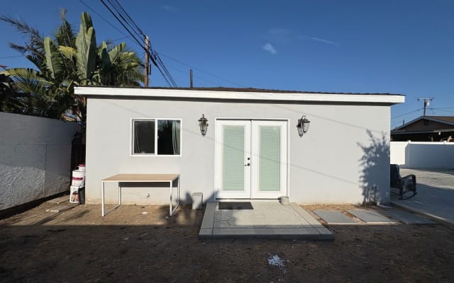 South Bay Modern Guest House - Picture 12
