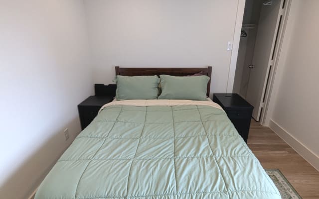 Quartier sûr + Chambre et salle de bain privées avec vue