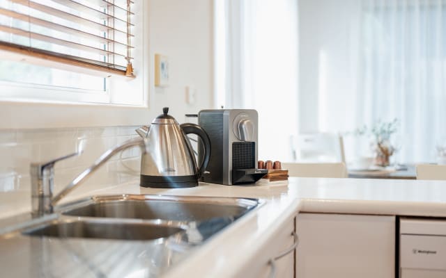 Wake Up by the Waves: 1BR Beachfront Stay