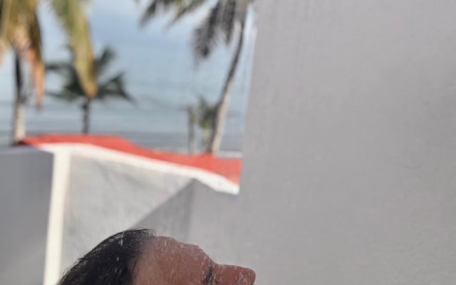 Haus direkt am Meer, mit halbprivatem Strand und schöner Aussicht.