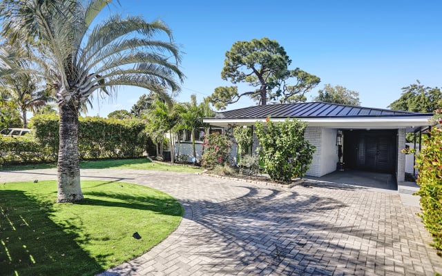 Das Triangle Palm House - Ihre eigene private Oase 3 Meilen vom Strand 