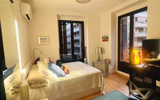 SOMETHING ELEGANT AND COZY IN THE CORE OF MADRID - Picture 14