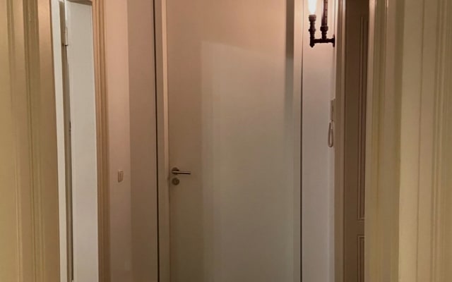 Beautiful old apartment in Ehrenfeld, close to the city center. - Picture 9