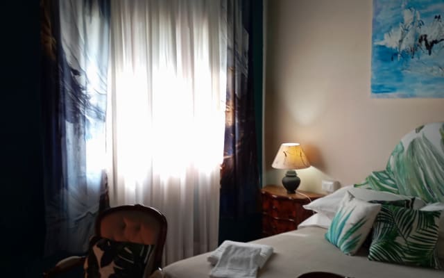 CHAMBRE DOUBLE PALMIERS AVEC SALLE DE BAIN PRIVÉE - Photo 31
