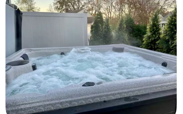 KICK BACK, RELAX, RECHARGE: Ultra-bequemes Queen-Bett im gemütlichen Cape Cod - Foto 16